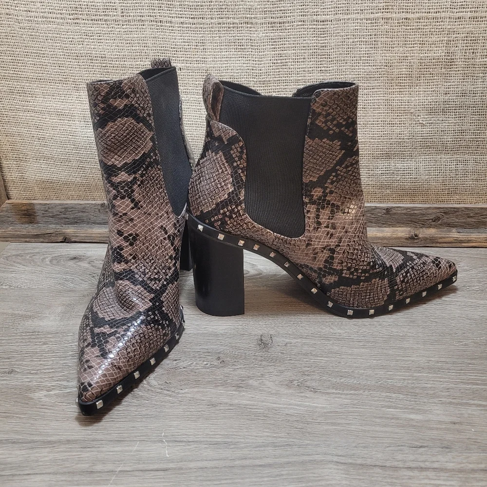 Charles By Charles David Snakeskin Ankle Boots with Studs Size 10